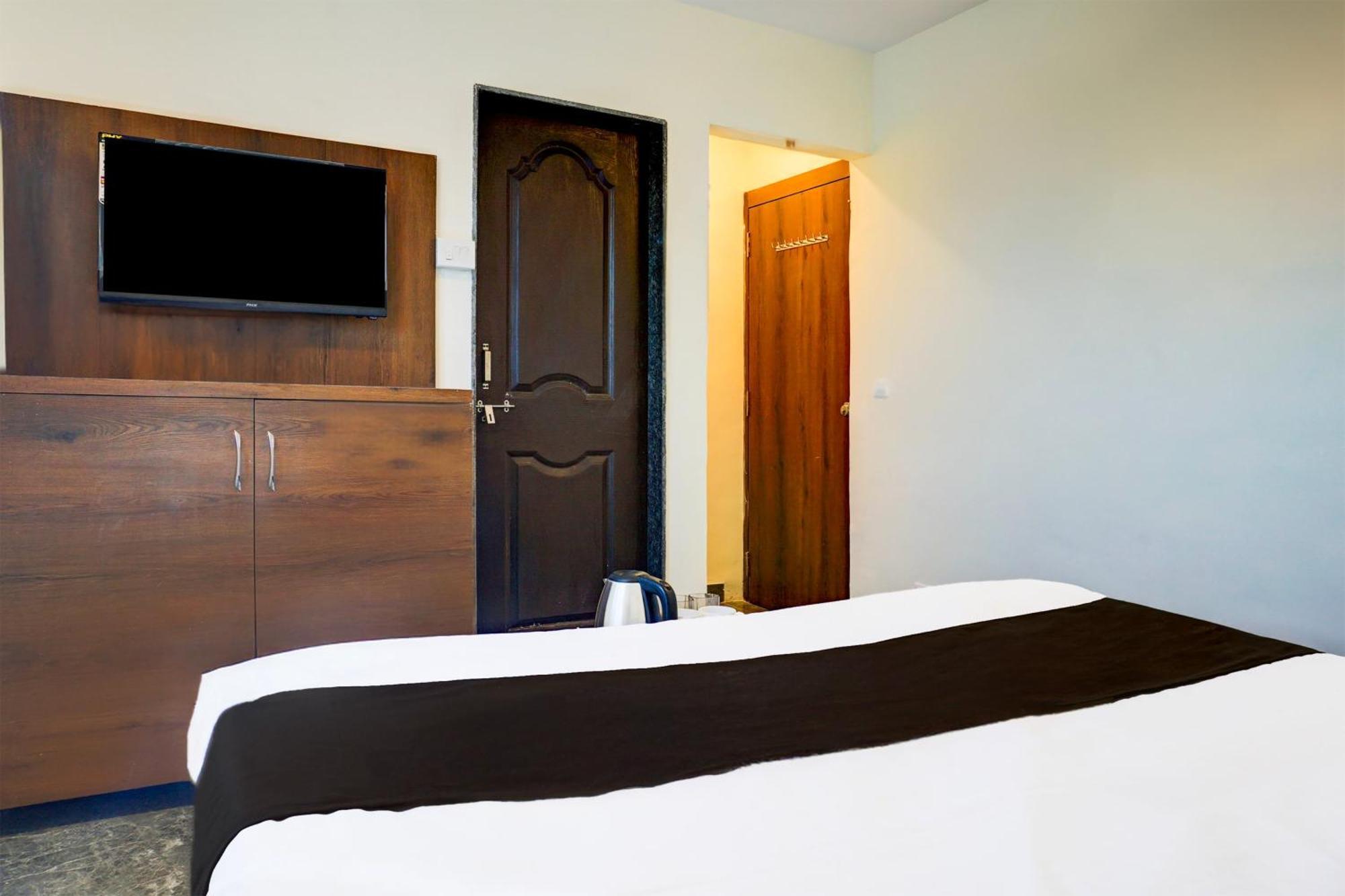 Hotel O Fortune Inn Alandi Экстерьер фото